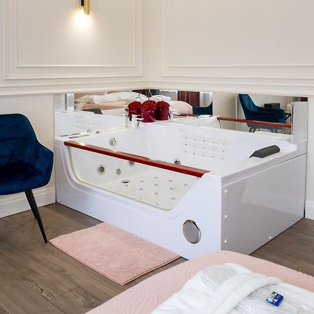 Apartament Glamour Prywatne Jacuzzi Starowislna Krakow Luaran gambar