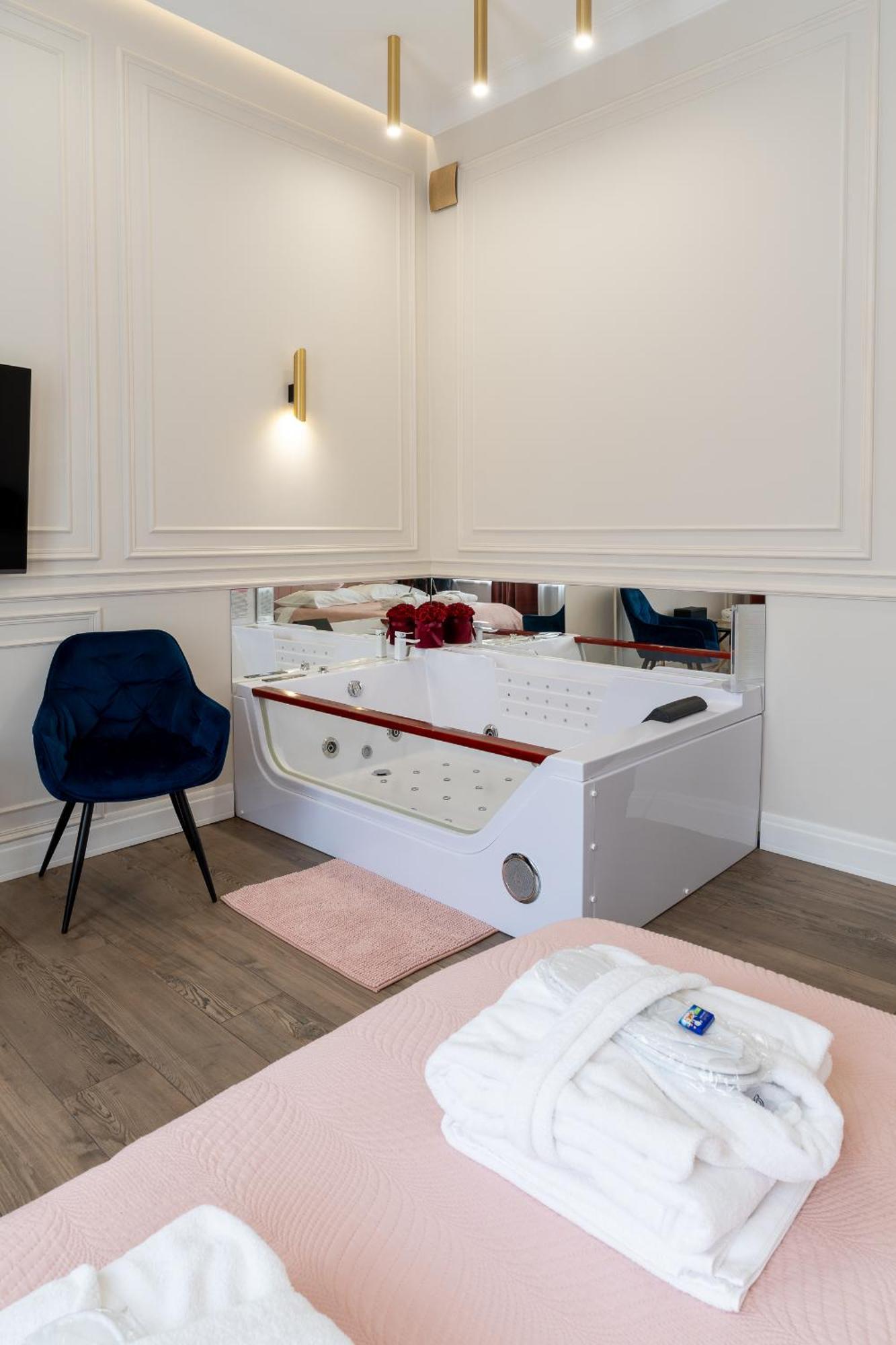 Apartament Glamour Prywatne Jacuzzi Starowislna Krakow Luaran gambar