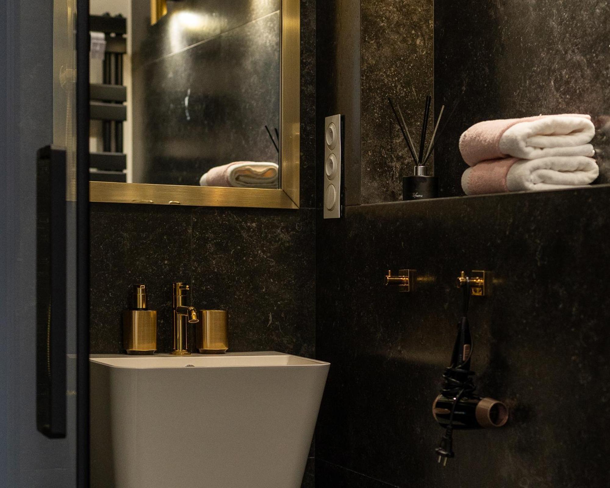 Apartament Glamour Prywatne Jacuzzi Starowislna Krakow Luaran gambar